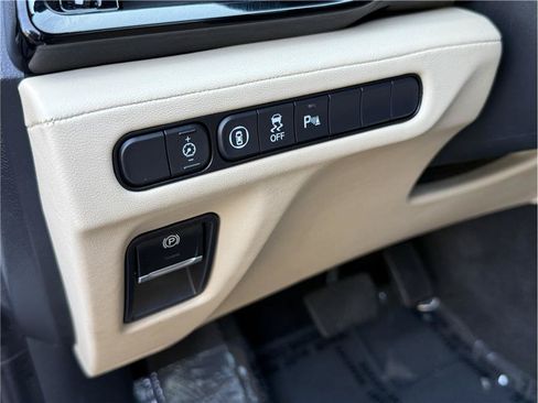 Used 2022 Acura MDX FWD w/ Technology Package image 14