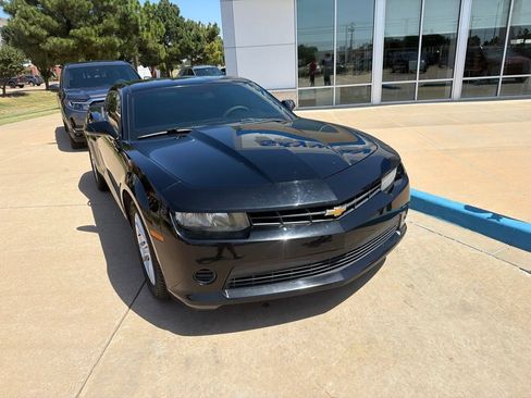 Used 2014 Chevrolet Camaro LS RWD image 3