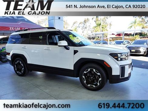 Used 2024 Hyundai Santa Fe SEL image 9