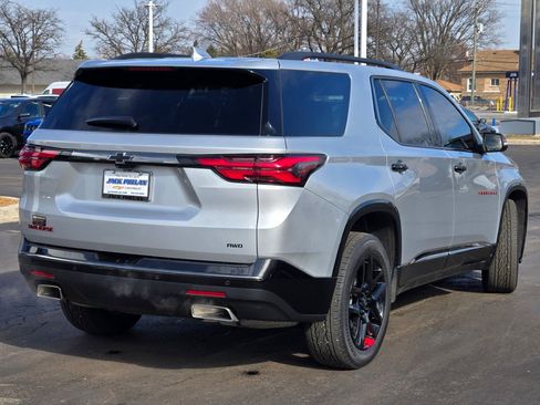 Used 2022 Chevrolet Traverse Premier w/ Redline Edition image 13