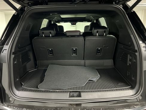New 2026 Chevrolet Traverse RS w/ LPO, Floor Liner Package image 63