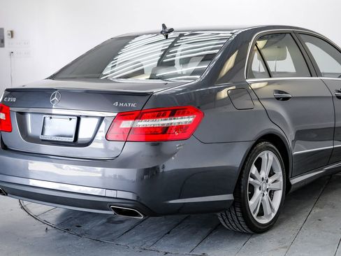 Used 2013 Mercedes-Benz E 350 4MATIC Sedan w/ Premium 1 Pkg image 11