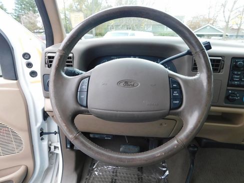 Used 1999 Ford F250 Lariat image 8