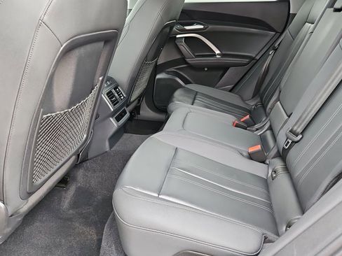 Certified 2025 Audi Q5 Premium w/ Convenience Package image 20