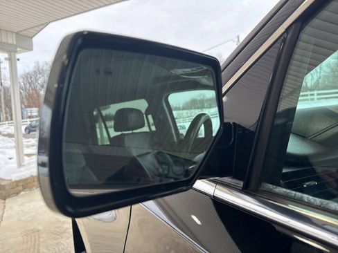 Used 2016 GMC Yukon SLT image 40