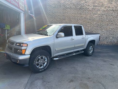 Used 2010 Chevrolet Colorado LT AWD/4WD image 2