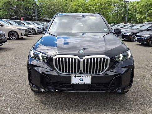 Used 2024 BMW X5 xDrive40i w/ M Sport Package AWD/4WD image 2