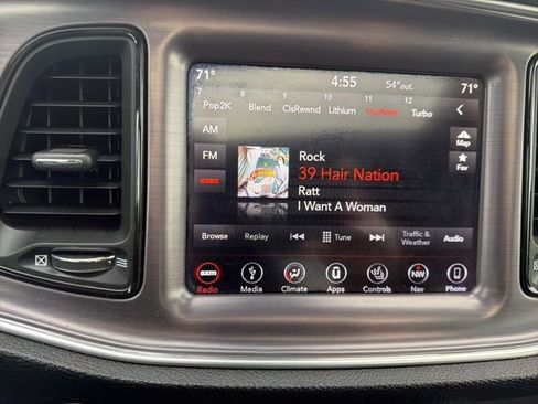 Used 2018 Dodge Challenger R/T w/ Blacktop Package image 12