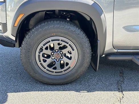 New 2026 Nissan Frontier PRO-4X w/ Pro-4x Convenience Package image 12