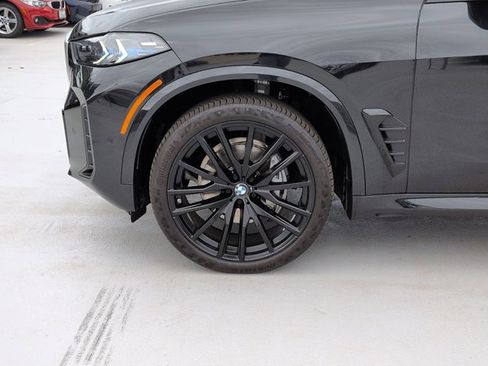 Used 2025 BMW X5 xDrive40i w/ M Sport Package AWD/4WD image 26