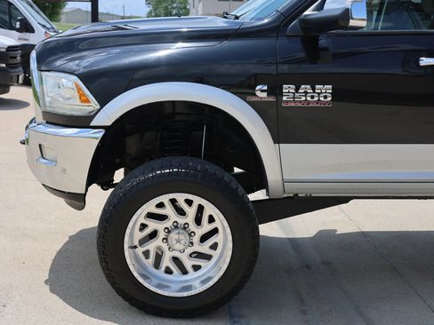 Used 2016 RAM 2500 Laramie w/ Convenience Group AWD/4WD image 11