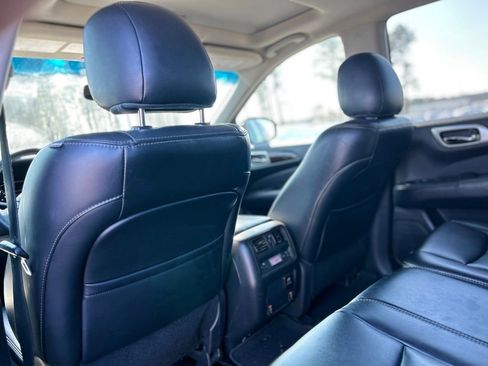 Used 2015 Nissan Pathfinder SL w/ SL Premium Package image 18