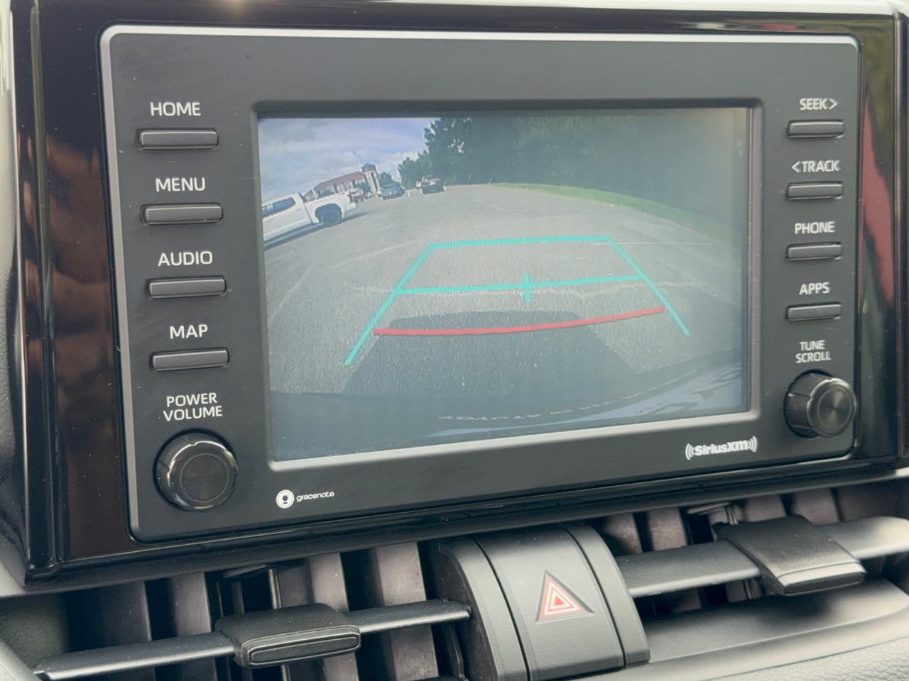 Used 2020 Toyota RAV4 LE FWD image 24