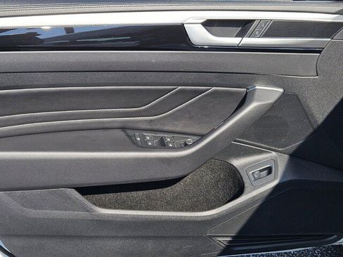 Used 2022 Volkswagen Arteon SE FWD image 13
