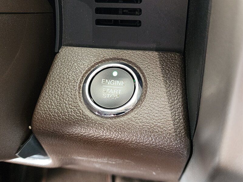 Used 2019 Ford F150 King Ranch w/ Equipment Group 601A Luxury AWD/4WD image 36