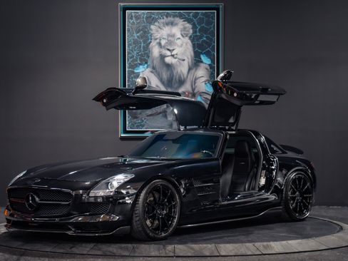 Used 2012 Mercedes-Benz SLS AMG Coupe image 1