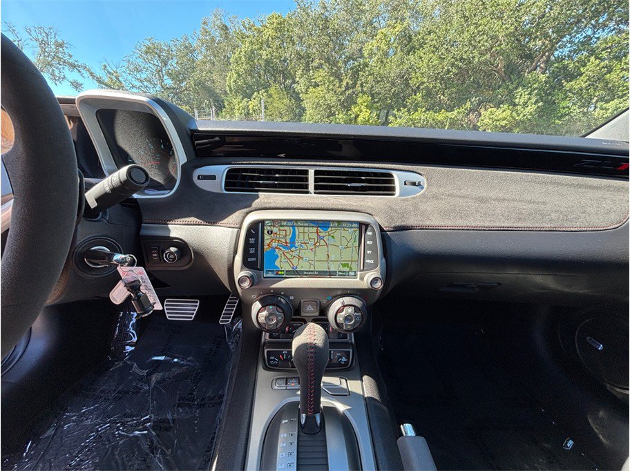 Used 2014 Chevrolet Camaro ZL1 RWD image 11