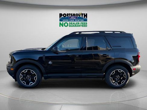 Used 2025 Ford Bronco Sport Outer Banks w/ Outer Banks Tech Package+ AWD/4WD image 2