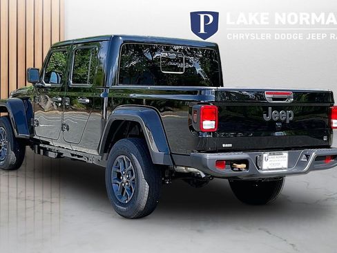 New 2026 Jeep Gladiator Sport image 7