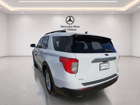Used 2023 Ford Explorer XLT RWD image 5