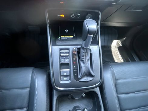 Used 2025 Honda CR-V EX-L image 21