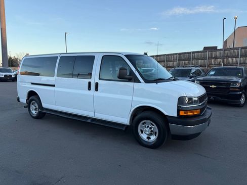 Used 2023 Chevrolet Express 3500 LT w/ LT Preferred Equipment Group image 9