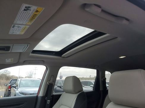 Used 2024 Honda CR-V EX image 17