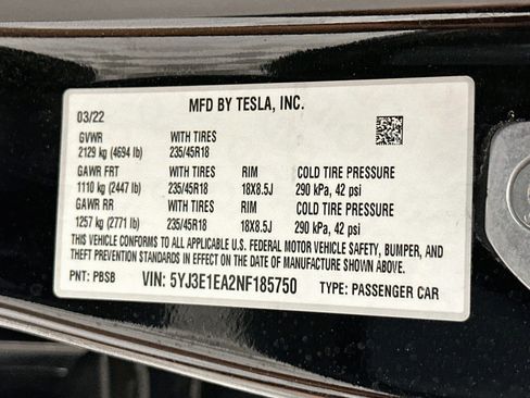 Used 2022 Tesla Model 3 Standard Range RWD image 12