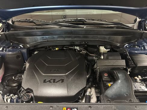 Used 2025 Kia Telluride S AWD/4WD image 46