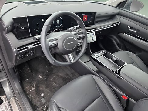 Certified 2025 Hyundai Tucson Limited image 23