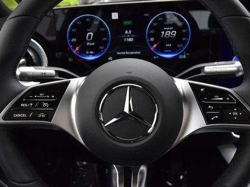 Used 2026 Mercedes-Benz CLA 250+ image 22