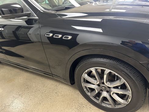 Used 2020 Maserati Levante S image 22