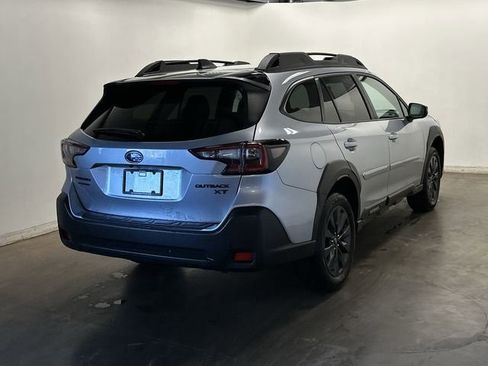 Used 2025 Subaru Outback Onyx Edition XT image 32