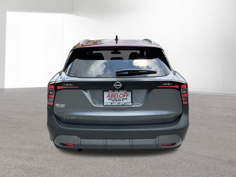 Used 2026 Nissan Kicks SV w/ Cold Weather Package AWD/4WD image 4