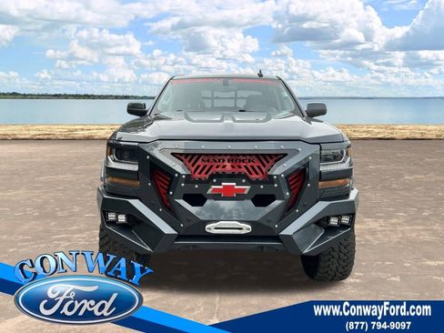 Used 2018 Chevrolet Silverado 1500 LT w/ All Star Edition image 12