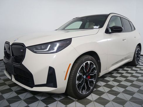 Used 2025 BMW X3 M50 w/ Premium Package image 8