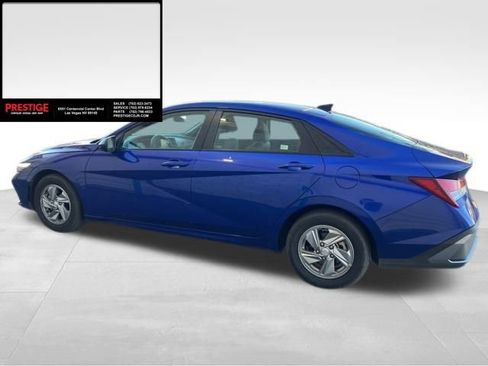 Used 2024 Hyundai Elantra SE image 8