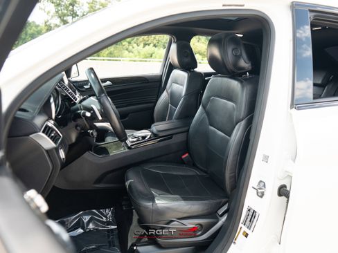 Used 2019 Mercedes-Benz GLE 43 AMG 4MATIC image 16