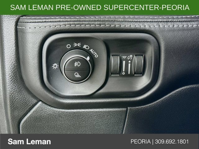 Used 2025 RAM 2500 Limited AWD/4WD image 10