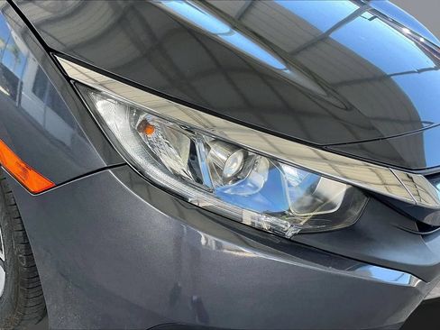 Used 2018 Honda Civic EX-T image 24
