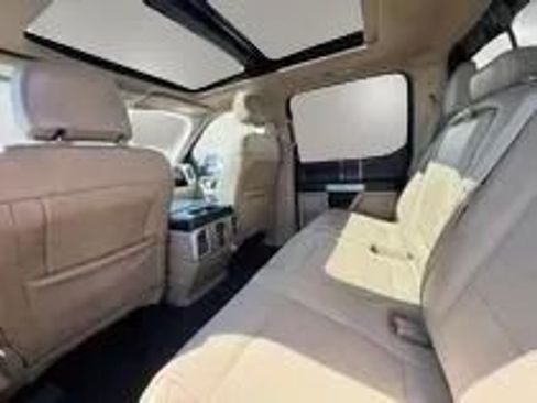 Used 2015 Ford F150 Lariat w/ Equipment Group 502A Luxury AWD/4WD image 7