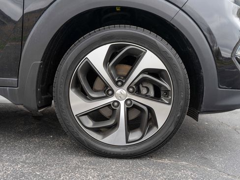 Used 2017 Hyundai Tucson Sport w/ Cargo Package image 11