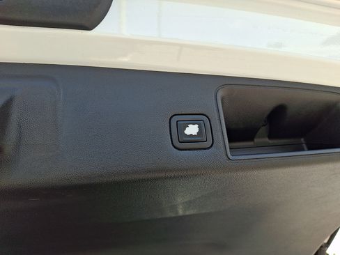 Certified 2021 GMC Terrain SLE w/ Driver Convenience Package FWD image 29