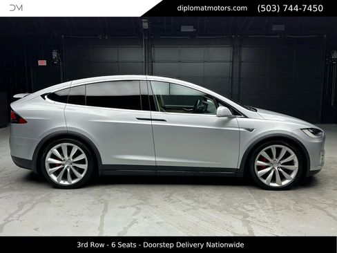 Used 2016 Tesla Model X Performance image 8