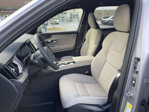 New 2026 Volvo XC90 B6 Plus w/ Protection Package Premier image 9