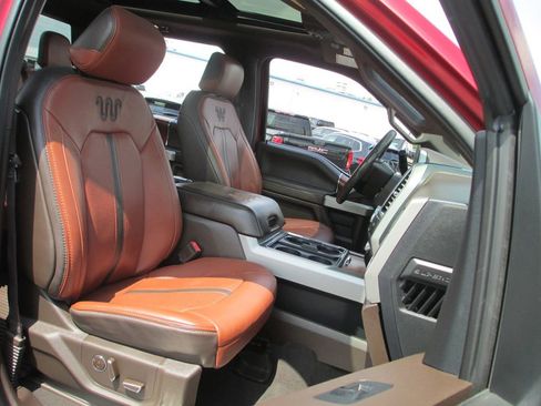 Used 2019 Ford F250 King Ranch w/ King Ranch Ultimate Package AWD/4WD image 26
