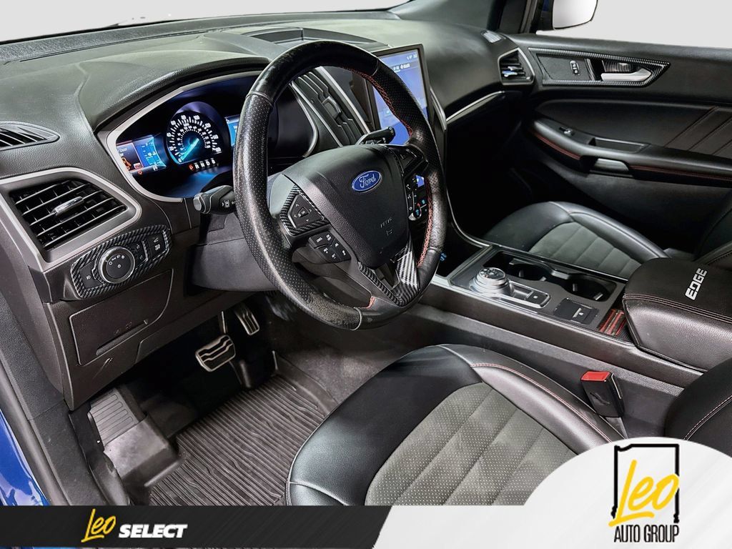 Used 2021 Ford Edge ST-Line FWD image 12