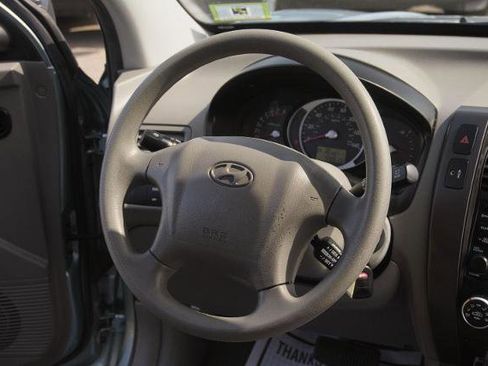 Used 2009 Hyundai Tucson GLS FWD image 17
