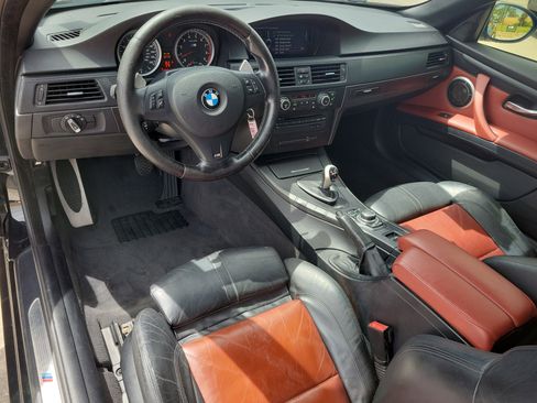 Used 2011 BMW M3 Convertible image 12