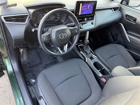 Used 2023 Toyota Corolla Cross LE image 13